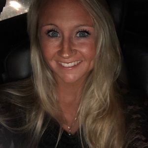 Meet your Posher, Leigha